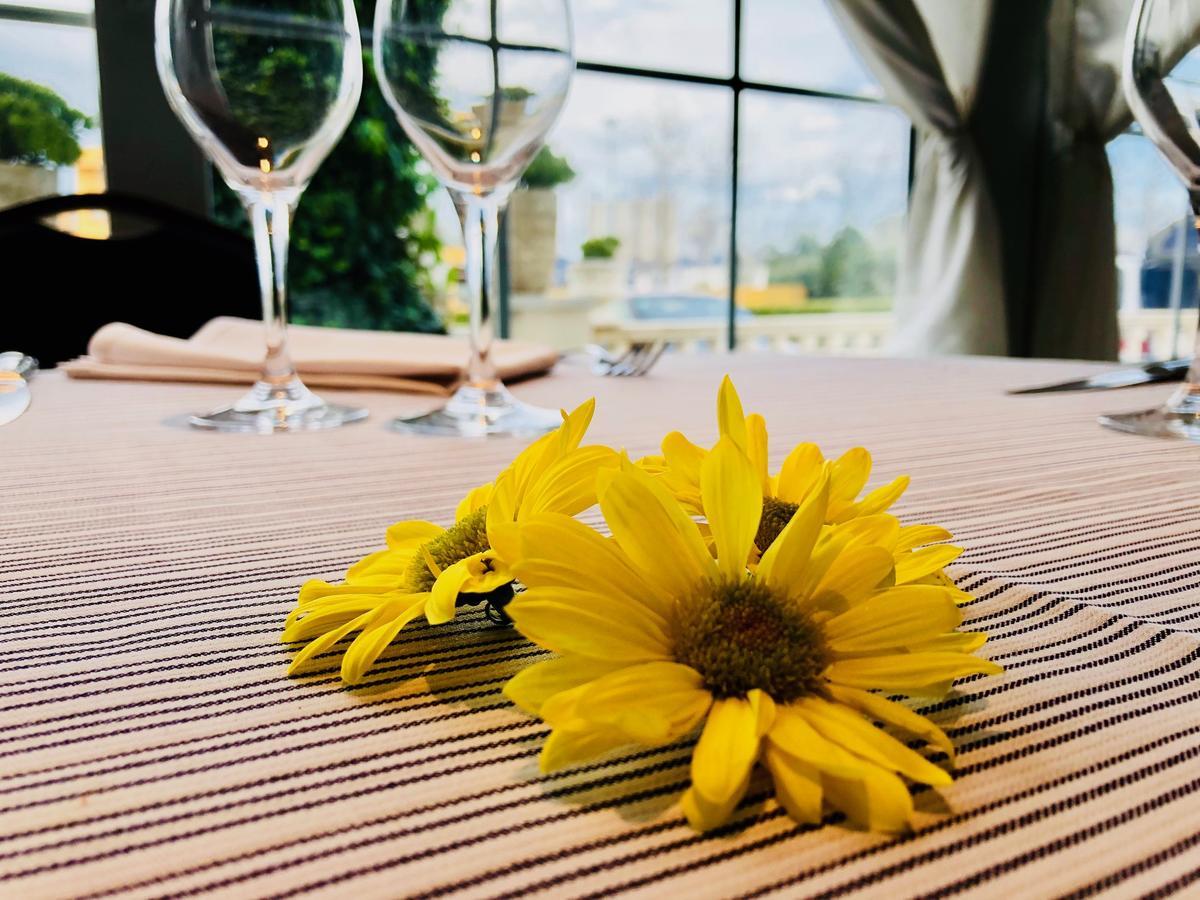 Hotel & Restaurant Figueres Parc Los Hostalets de Llers エクステリア 写真